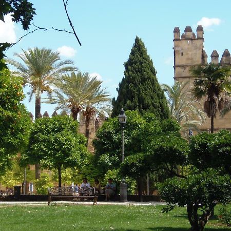 La Retama Del Alcazar Apartment Cordoba Exterior photo